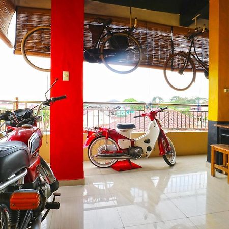 Penginapan Medan Exterior photo